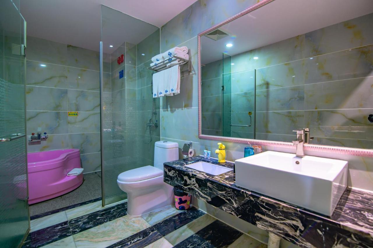 Ramada Encore By Wyndham Guangzhou Panyu Bagian luar foto