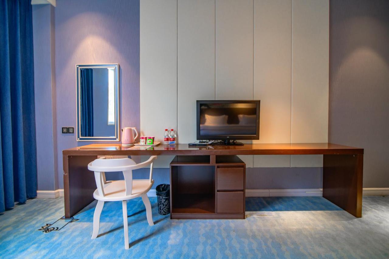 Ramada Encore By Wyndham Guangzhou Panyu Bagian luar foto