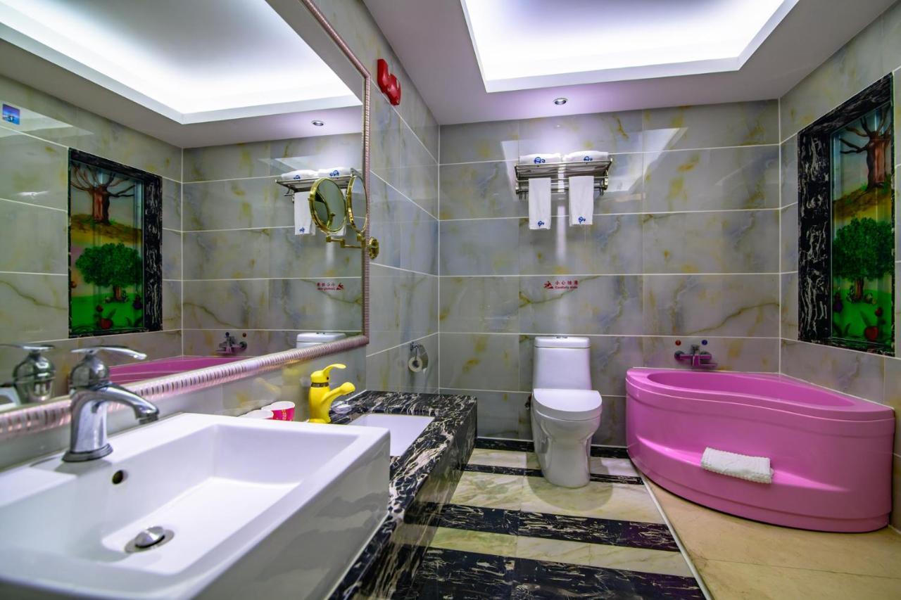 Ramada Encore By Wyndham Guangzhou Panyu Bagian luar foto